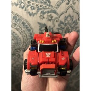 Transformers Optimus Prime Cybertron Deluxe Class